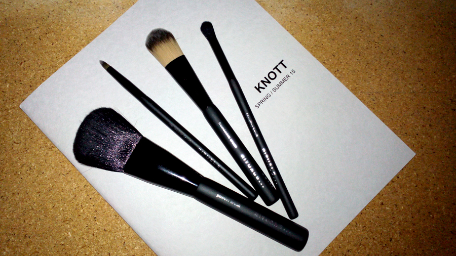 Fashion-Rituals-Make-up-Brushes-1-Photo ©Mademoiselle Le K
