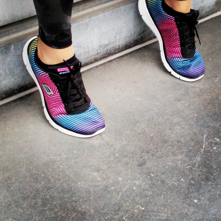 Review-Skechers-Air-Cooled-Memory-Foam-Runners-1-Photo ©Mademoiselle Le K