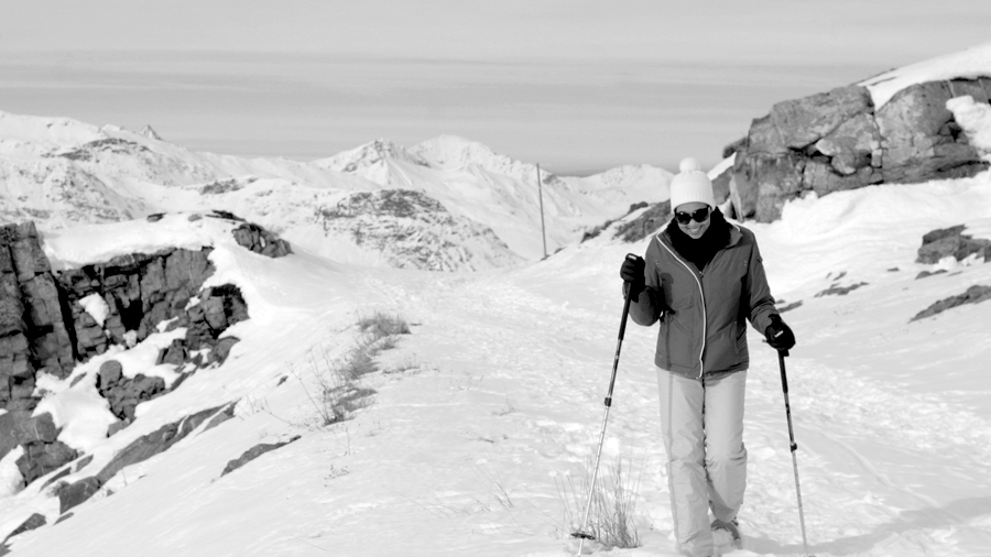 Val-Thorens-France-Snowshoeing-Outdoor-Activties-Ski-Resort-Mountain-1AA-Photo ©Mademoiselle Le K