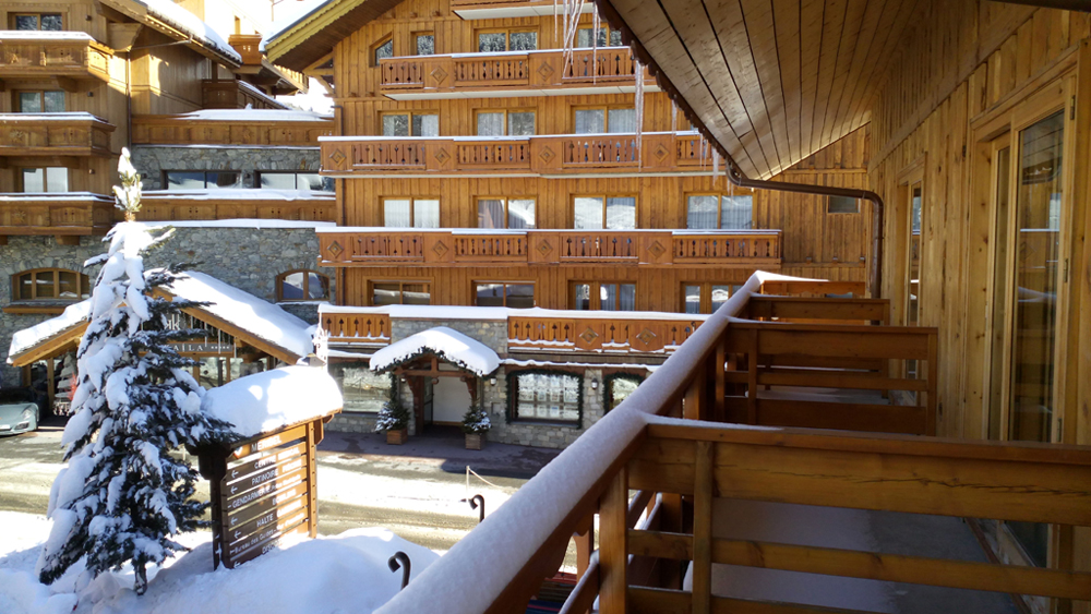 France-Meribel-Ski-Resort-Hotel-Le-Tremplin-View-Room-1-Photo ©Mademoiselle Le K