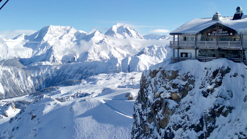 France-Courchevel-Ski-Resort-Le-Panoramic-Altitude-Restautant-5-Photo ©Mademoiselle Le K