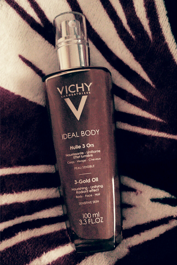My-Summer-Beauty-Essentials-Body-Vichy-Ideal-Body-3-Gold-Oil-Huile-3-Ors-Photo ©Mademoiselle Le K