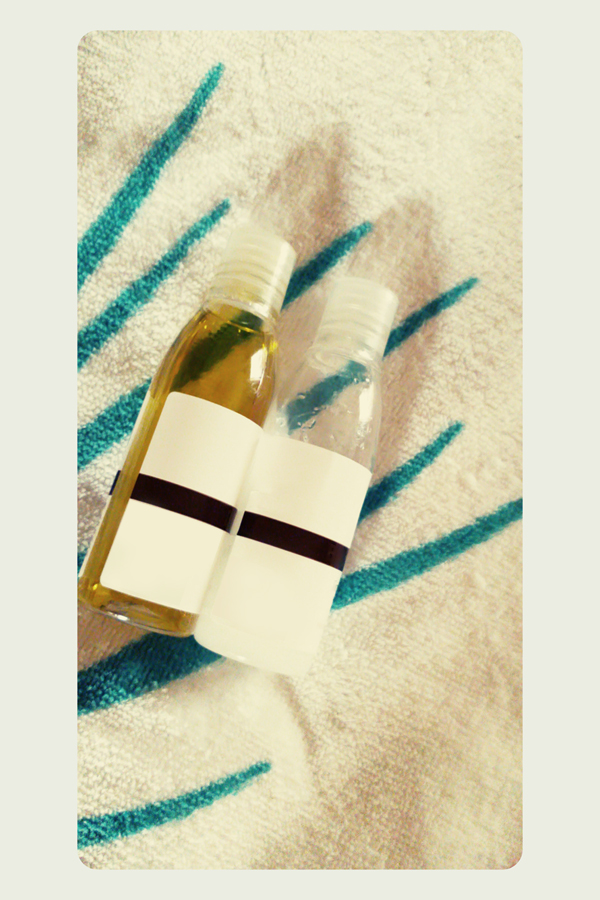 My-Summer-Beauty-Essentials-Olive-Oil-and-Coconut-Oil-Beach-Towel-by-Roxy-1-Photo ©Mademoiselle Le K